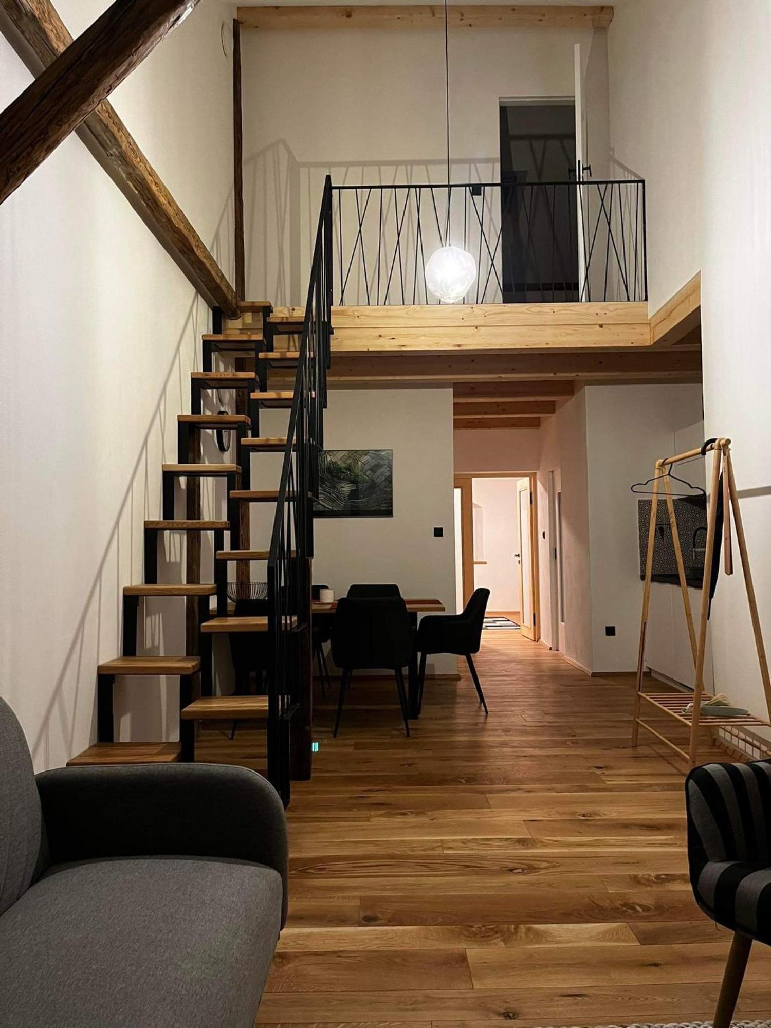 Apartment Renesancni Vinarsky Dum V Historickem Centru Znojma