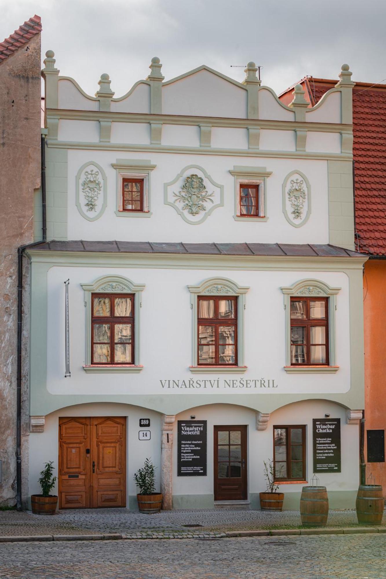 Renesancni Vinarsky Dum V Historickem Centru Znojma Znojmo